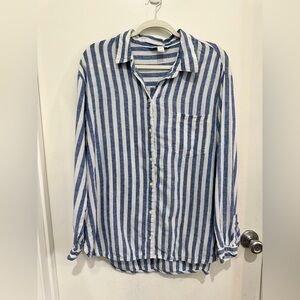 Old Navy Blue and White Striped Women's Button Down Linen Shirt
